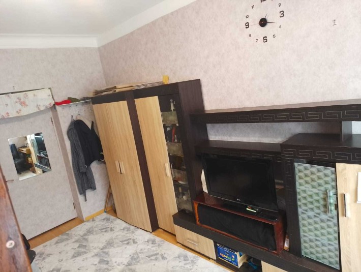 кімната заг.- 27 м2 по вул.Новодарницька - фото 1