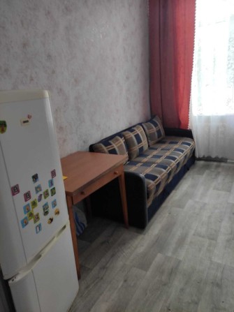 Продам гостинку в центри Баварии,2/2 рядом с парком АТБ ц 7300 - фото 1
