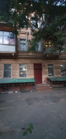 Продам 2 комнаты в коммуне 1 сосед  ул.Степовая , свой санузел - фото 1