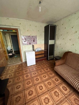Продам комнату 
м. Завод Малышева - фото 1