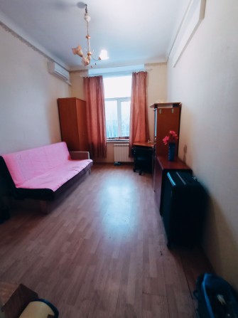 Продам супер гостинку возле метро Площадь Конституции... - фото 1