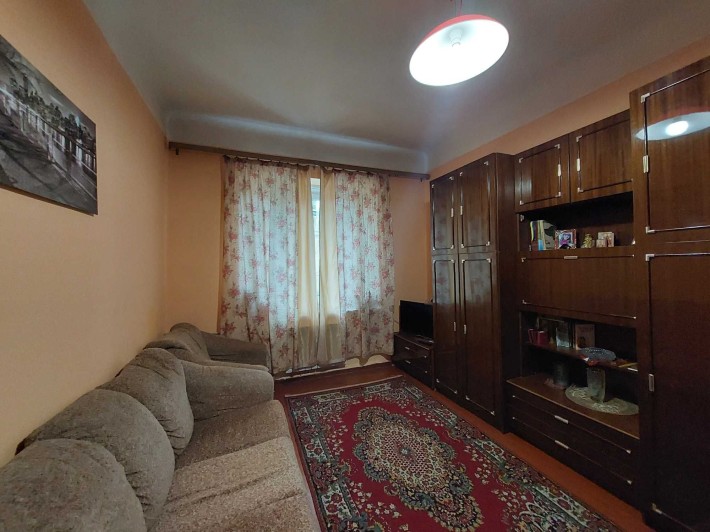Продам кімнату в 3 кім.кв, р-н парк Артема, ет.2/4, 17м.кв - фото 1