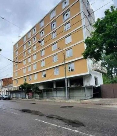 Продам гостінку в новобудові в центрі міста - фото 1