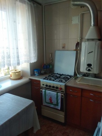 Продам 2-кімнатну квартиру на проспекті Миру - фото 1