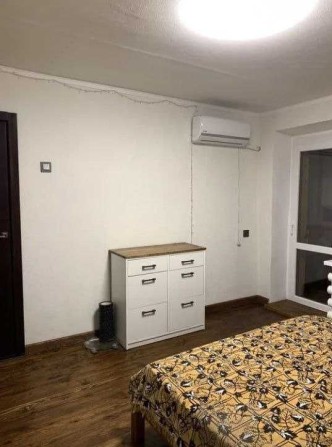 Продаж квартири пр. Перемоги | за мостом | ЦЕГЛА |  3/9 поверх - фото 1