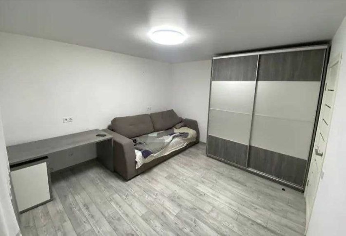 Продаж 1-кімнатної квартири пр. Перемоги (за мостом) - фото 1