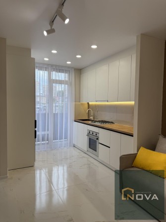Продаж 3-кімнатної квартири на Дружбі - фото 1
