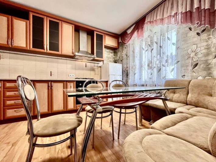ПРОДАЖ великої 2-кімнатної квартири з ремонтом! ЛІЧИЛЬНИК ТЕПЛА - фото 1