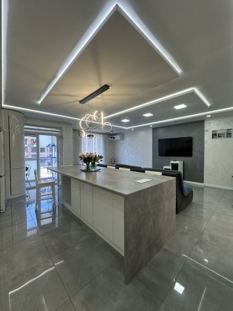 Продаж 3х кім квартири + кухня студія Руська Новобудова - фото 1