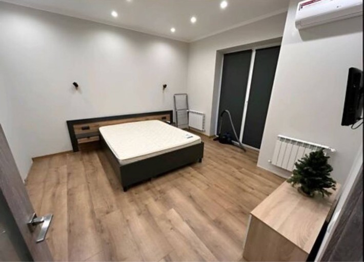 Продаж квартири в центральній частині міста - фото 1