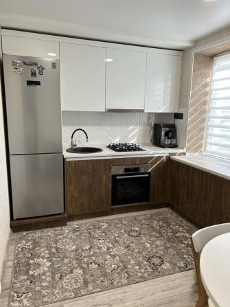 Продам квартиру з капремонтом - фото 1
