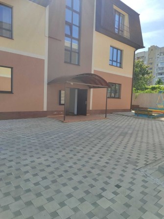 Продам 1-кімнатну квартиру-студію без посередників від власника - фото 1
