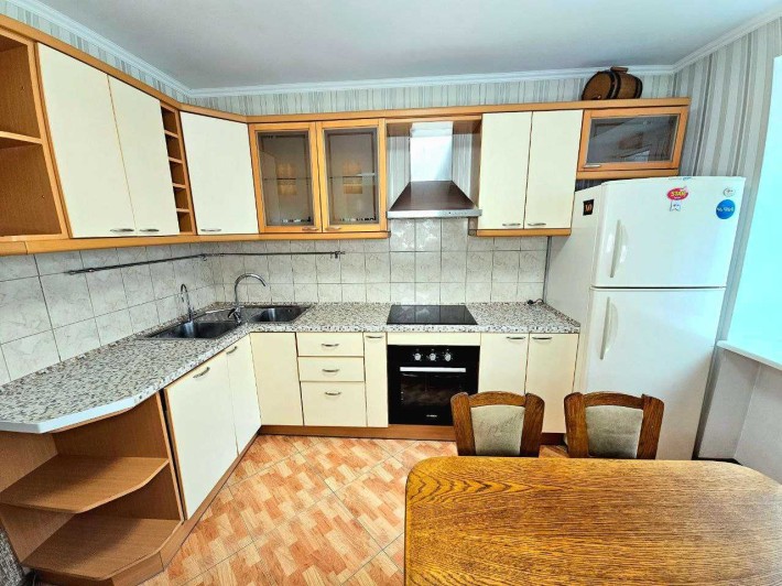 Продажа квартиры на Драгомирова 2 - фото 1