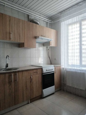 Продажа 1 к.кв. в центре кирпичный дом  ремонт 38м2 - фото 1