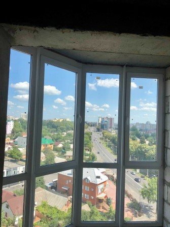 Видова 2-х кімнатна квартира +комора в ЖК Пироговський. Пирогова 76-в - фото 1