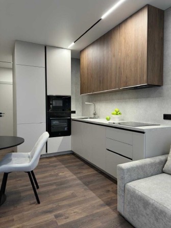 Продаж 2к квартири в Києві, ЖК Варшавський 2,  ремонт високої якості - фото 1