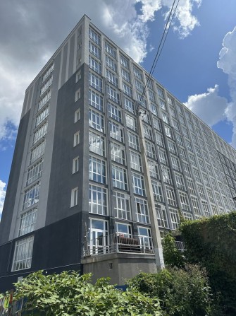 Продам 2 ком Центр Новый дом ул.Чернышевского 33 - фото 1