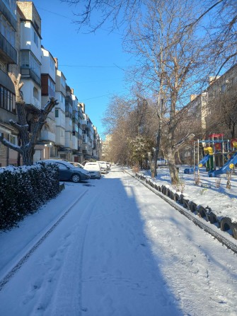 Продам 3х кімн чешка 5/5 Чернівці, в.Небесної сотні - фото 1