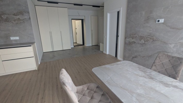 Продаж квартири" Вест таверс" новобуд - фото 1