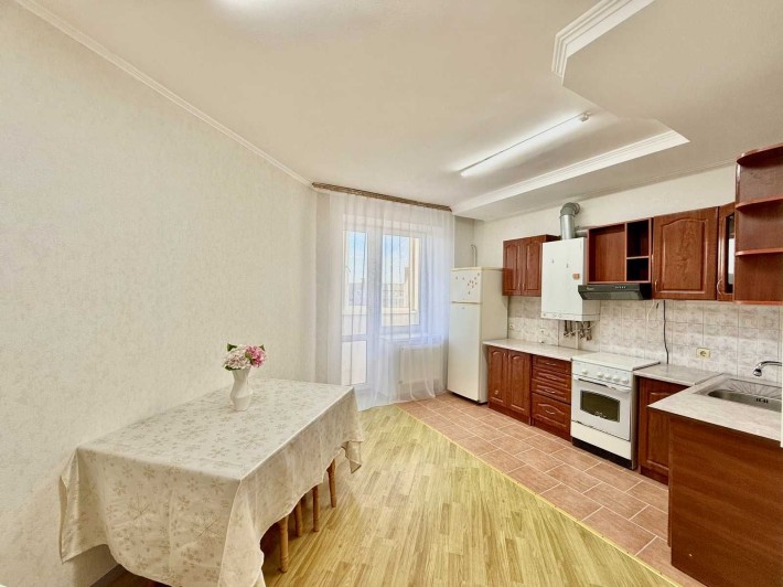Продаж трикімнатної квартири на Поділлі, без комісії - фото 1