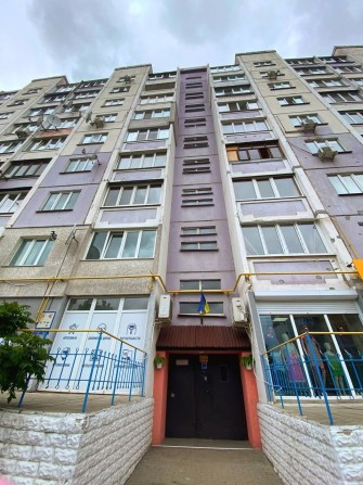 Гарна квартира в районі Боєвої! - фото 1