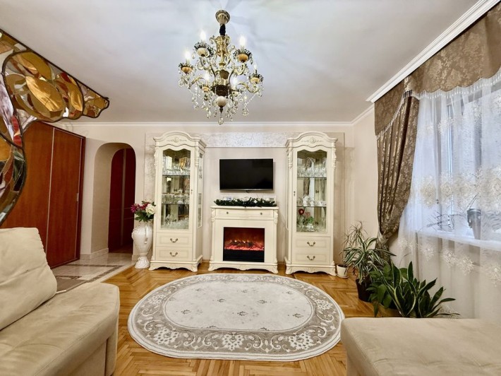 3-кімнатна 70m2+60m2 МАНСАРДА | 101К$ | Боздош,Володимирська - фото 1