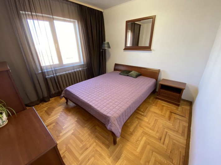 Продаж 3-кім біля метро площа Оболонська 8 метро 200 метрів оболонь - фото 1