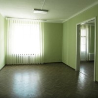 Продам 3-х кімнатну квартиру. вул Верхогляда,10/10 м. Звіринецька Киев