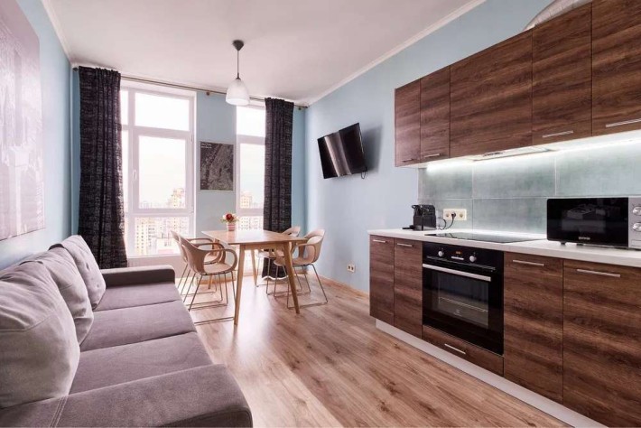 Продаж 2-к квартири вул. Ростиславська 5б - фото 1