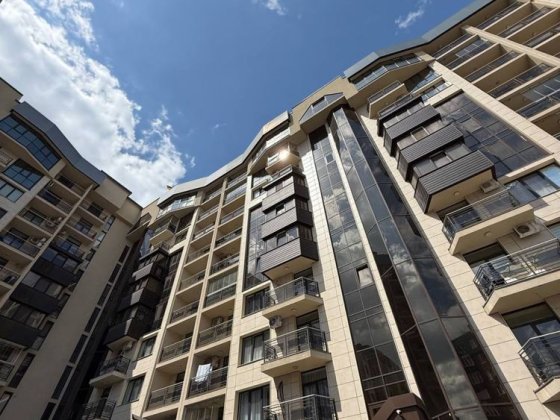 2-кімн Новобуд на Герцена , 79м2 Черновцы