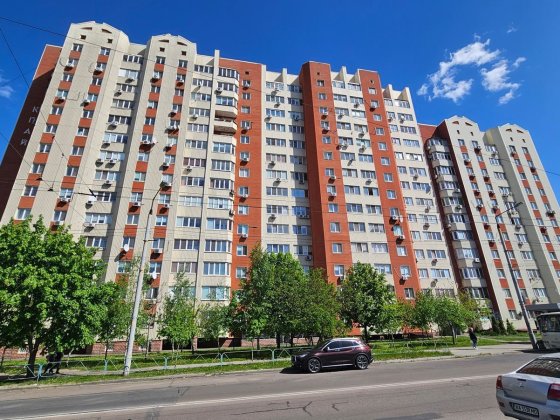 Продаж 1-к квартири вул. Кадетський Гай 3 Київ