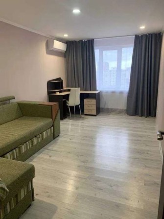 Продаж 1-к квартири на вул. Вишгородська 47в - фото 1