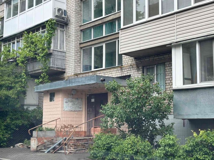 Продам 3-х кімнатну квартиру метро Лукʼянівська вулиця Половецька 16-А - фото 1