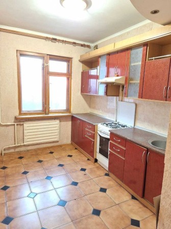Продам 3 кімнатну квартиру по вул. Соборності. - фото 1