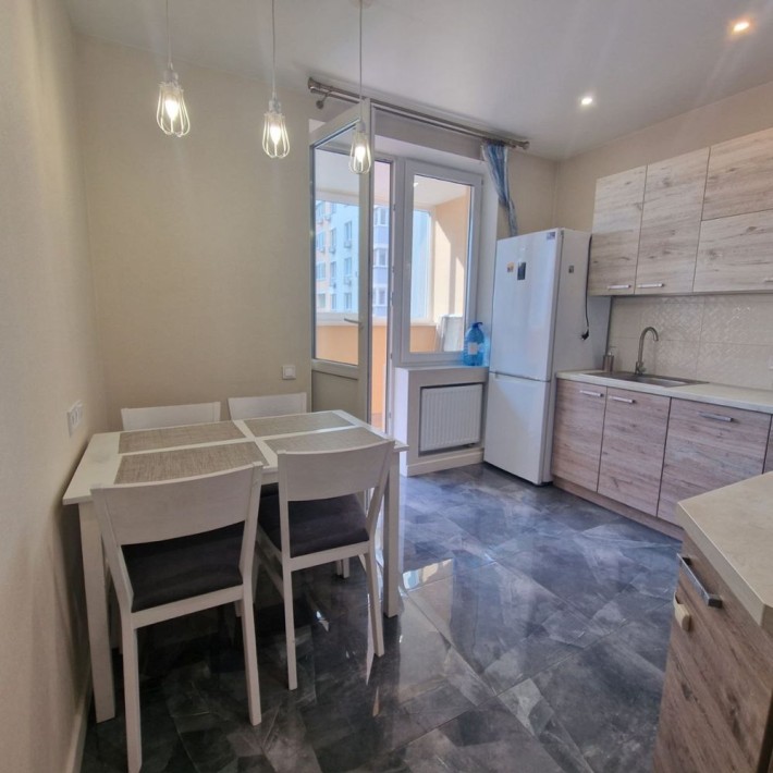 Продам 2к вул. Сергія Данченка. метро Оболонь, Нивки - фото 1