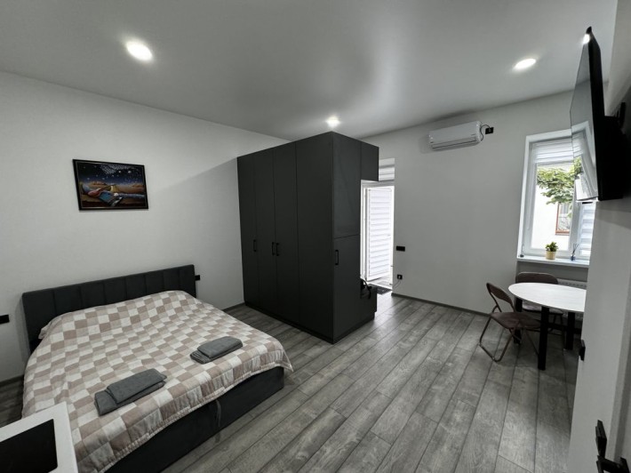 Продам квартиру в самому центрі - фото 1
