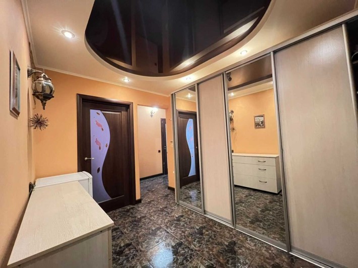 Продається 3к квартира на Слов'янці - фото 1