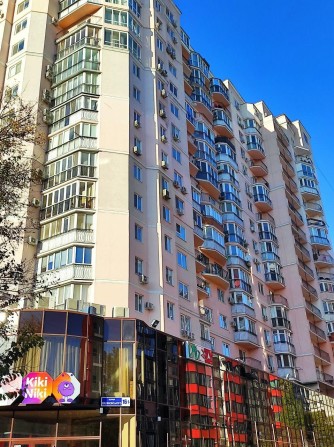 продам 1 ком Малиновского - фото 1