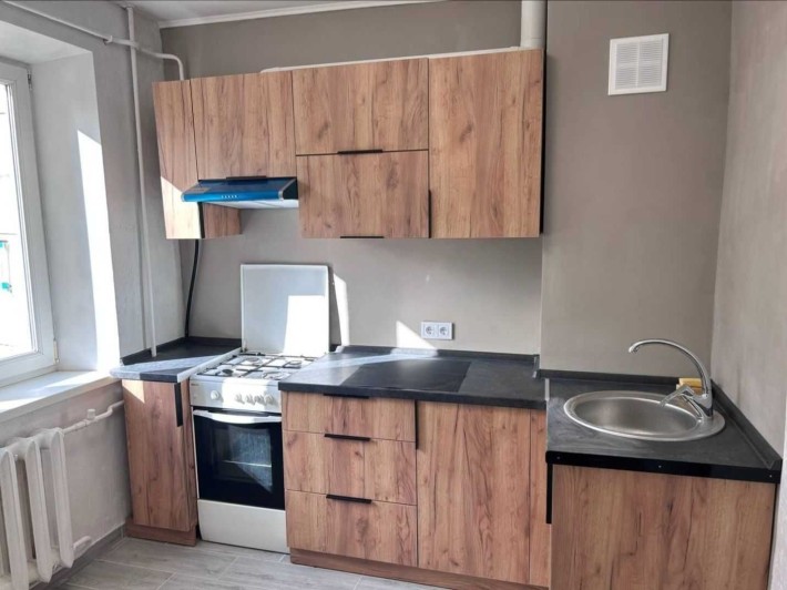 Продаж 1-к. квартири в Центрі. Метро Політехнічний інститут - фото 1