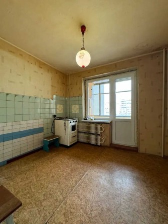 Продам БОЛЬШУЮ 3-ком. квартиру Победа-5. - фото 1