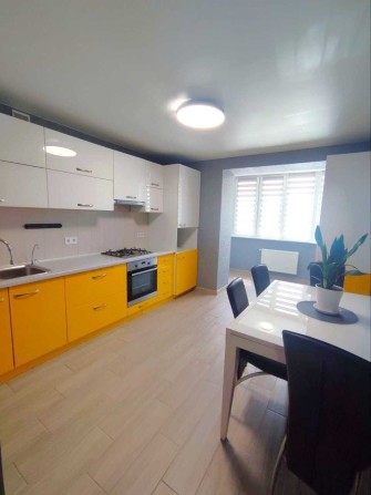 Продаж 1к квартири з ремонтом в новому ЖК з АГВ + окреме приміщення - фото 1