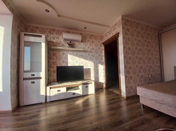 Продаж 1к  квартири в новобудові з ремонтом на  Словянці - фото 1