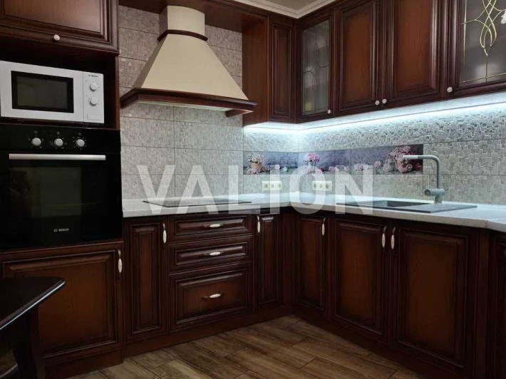 Продаж 3 кімн. по вул. Оноре де Бальзака 4а, Троещина. - фото 1