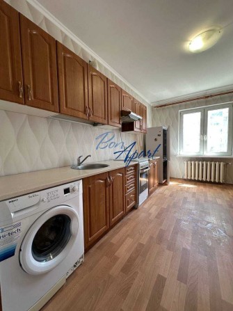 Продаж 2-к квартири з косметичним ремонтом, по вул. Драгоманова. - фото 1