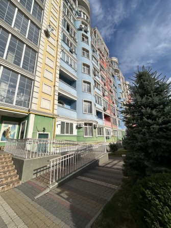 Продам 4х. квартру, ЖК Акварель, Победа-6 - фото 1