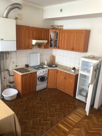 (3) Продам 3-ох кімнатну квартиру в центрі міста 1736 - фото 1
