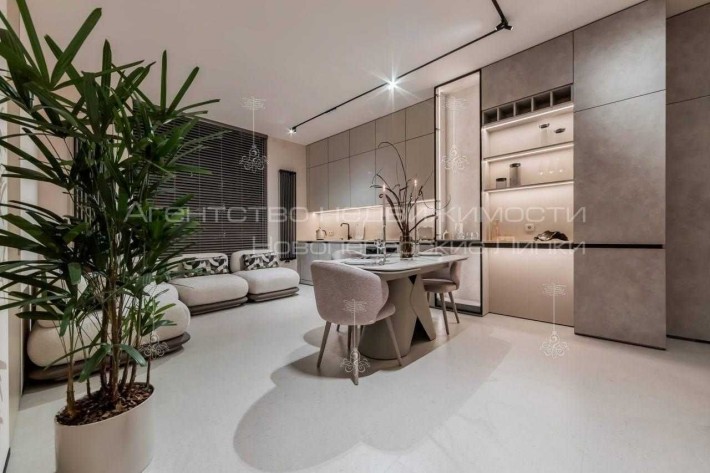 Продажа новой 3 к квартиры 78 кв м ЖК Новопечерские Липки Верхогляда - фото 1