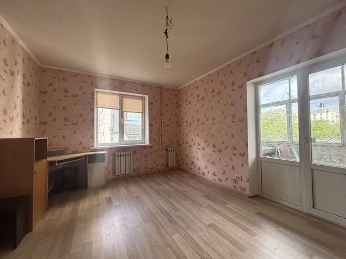Продам 1- ком Тополь-3 /дом 24/этаж 4-й/9-ти - фото 1