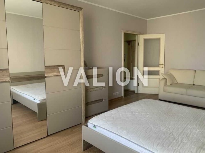 Продаж 1-к квартира вул. Героїв Дніпра 75, метро Героїв Дніпра - фото 1