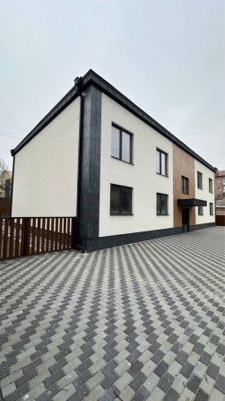 1- кімн. квартири в клубному будинку в тихому центрі міста - фото 1